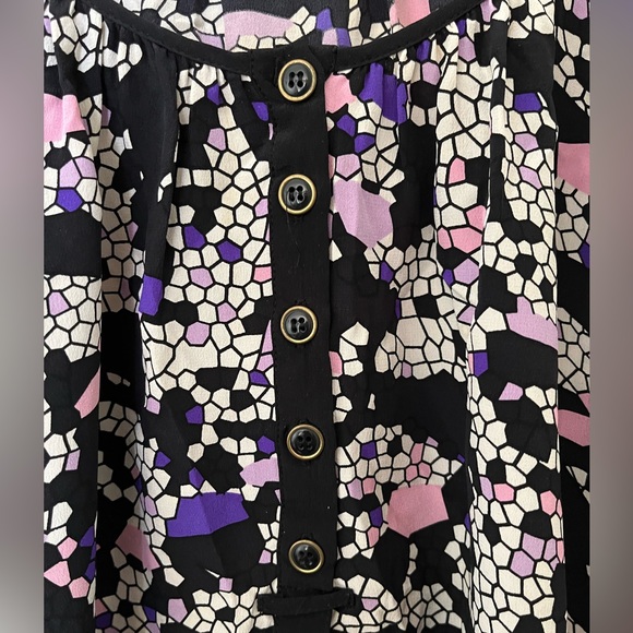 Yumi Kim Geometric print 100% Silk Blouse size S - Picture 3 of 10